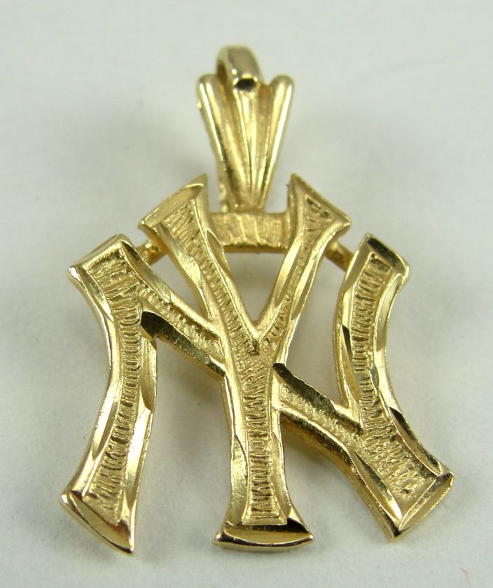 14K Yellow Gold Charm Pendant New York Yankees Logo 3/4  